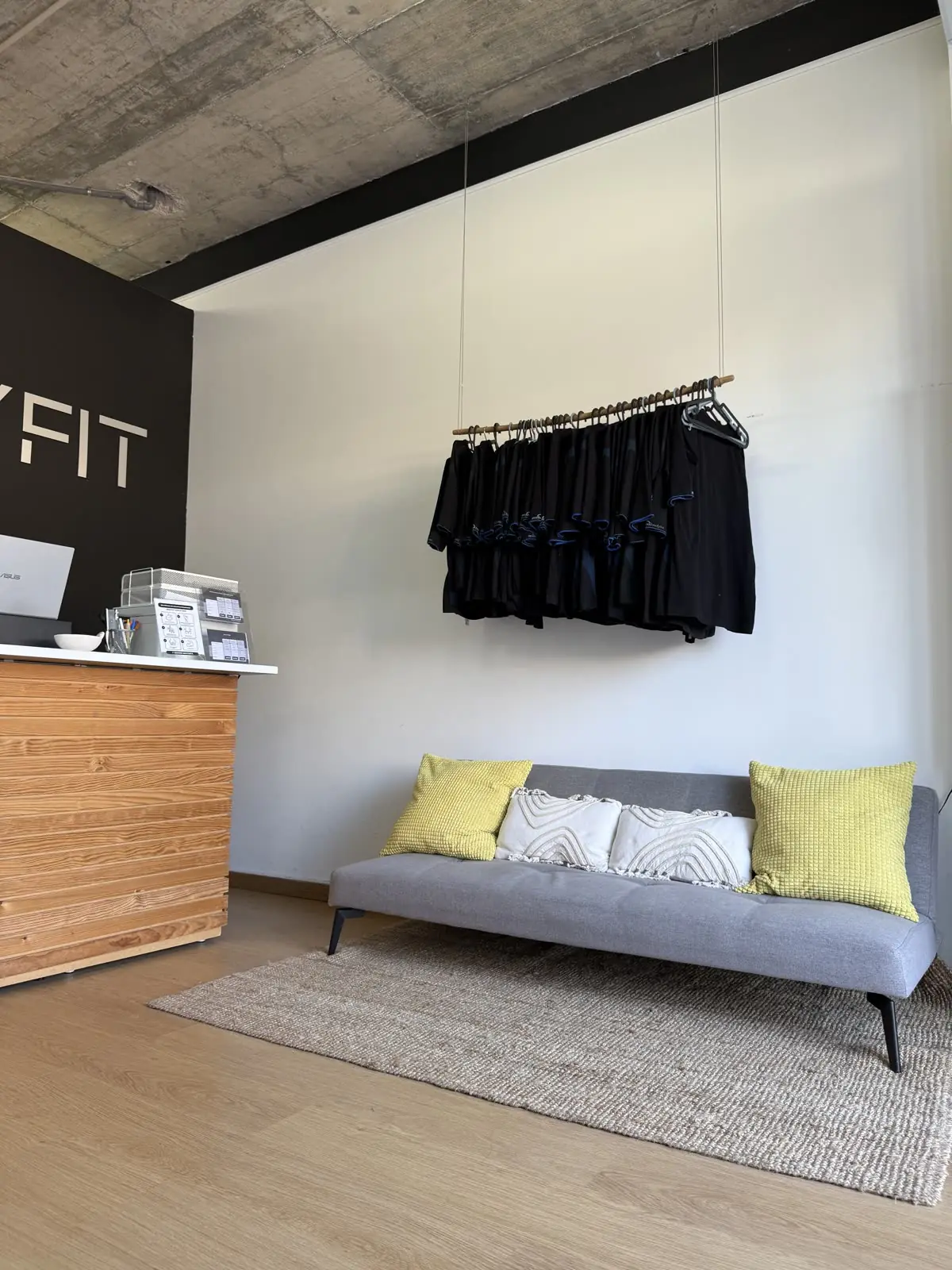 Espace lounge du studio BODYFIT